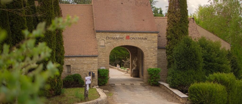 Entrée du Domaine de Montmain à Villars-Fontaine (Hautes-Côtes de Nuits)