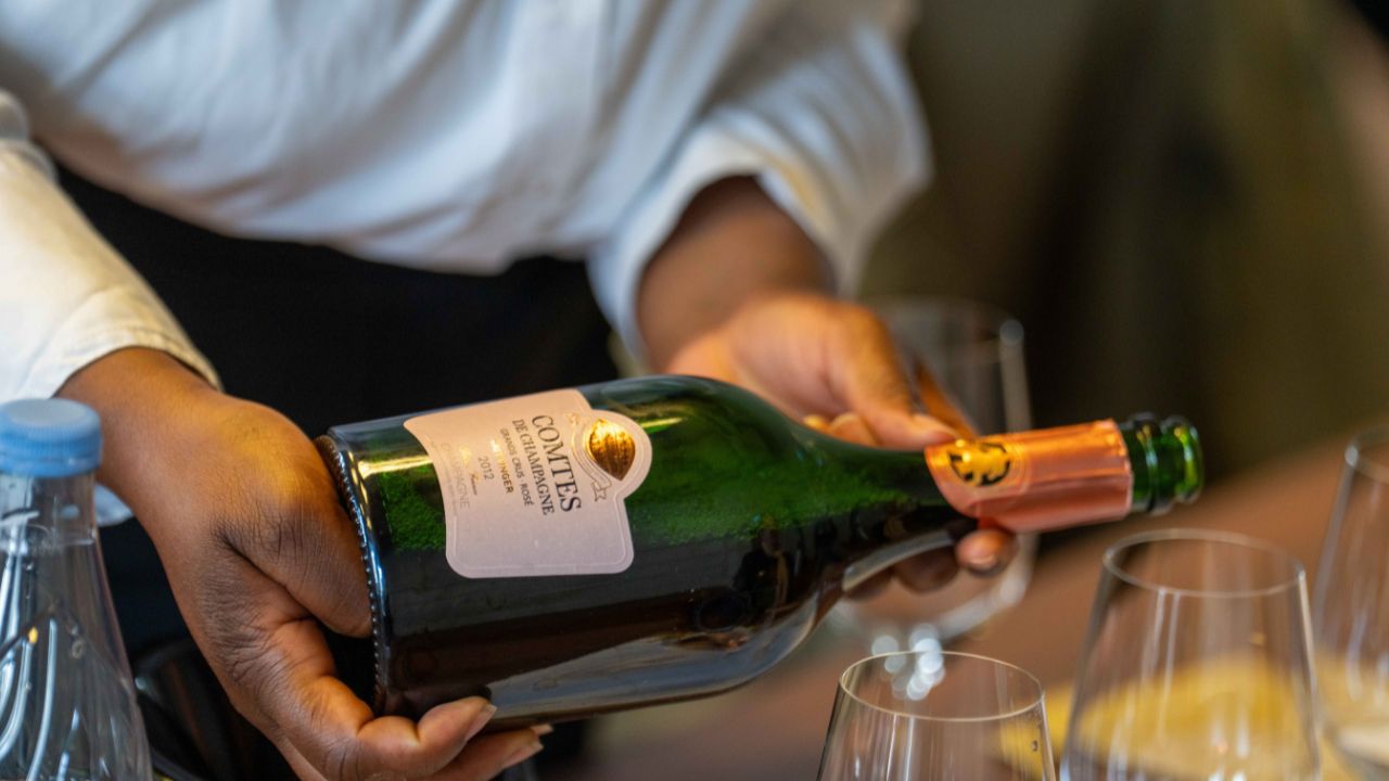 comte de champagne tasting 2025