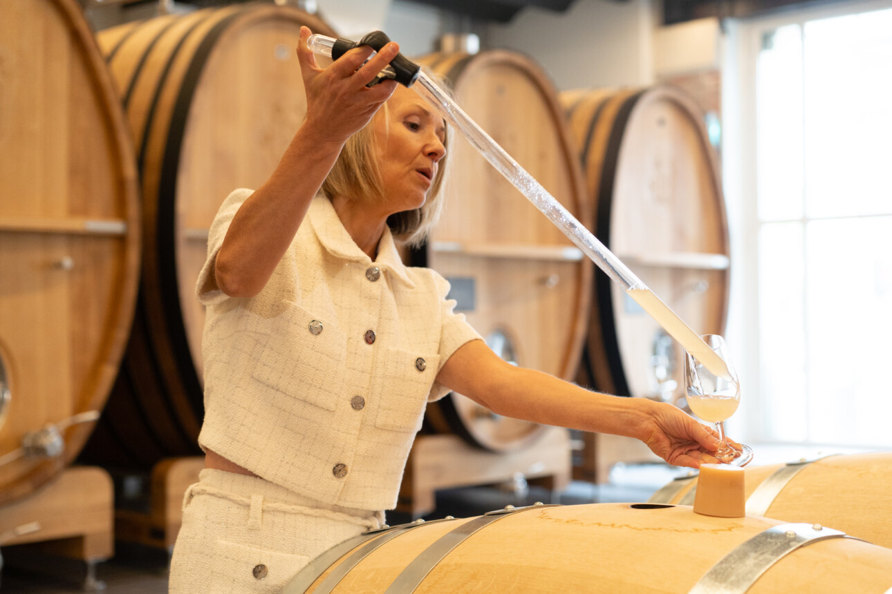 Séverine Frerson, chef de caves de Perrier-Jouët, dans son chai