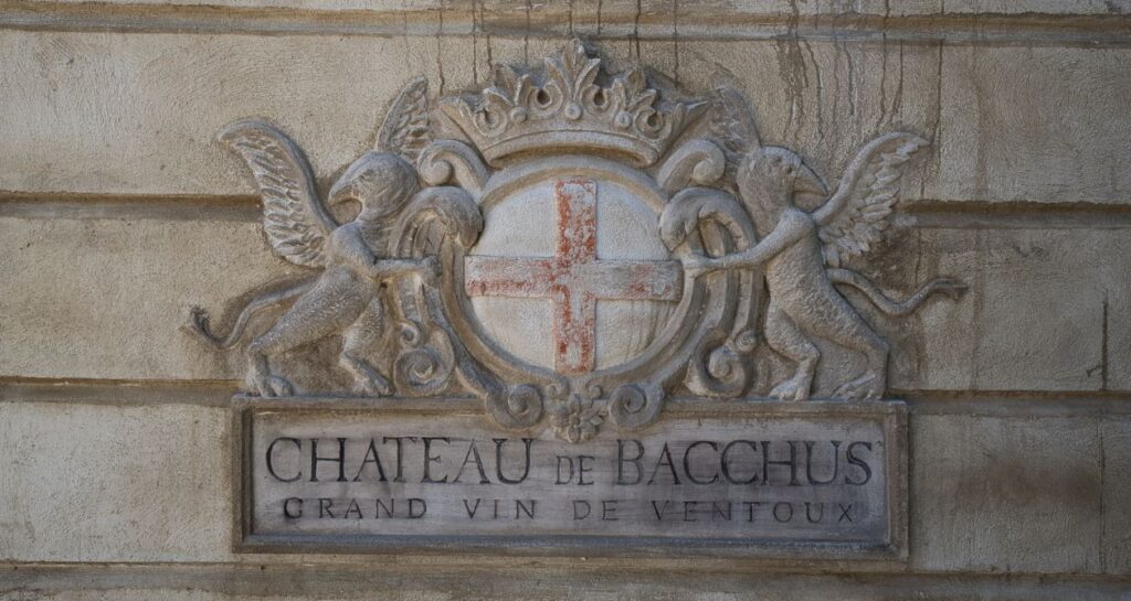 fronton château de bacchus