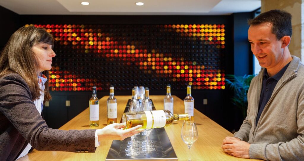 mur de bouteilles service du sauternes