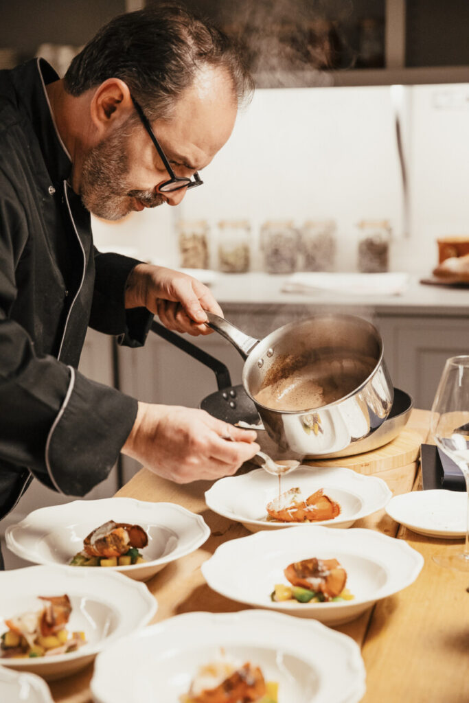 cuisinier dressage des assiettes 