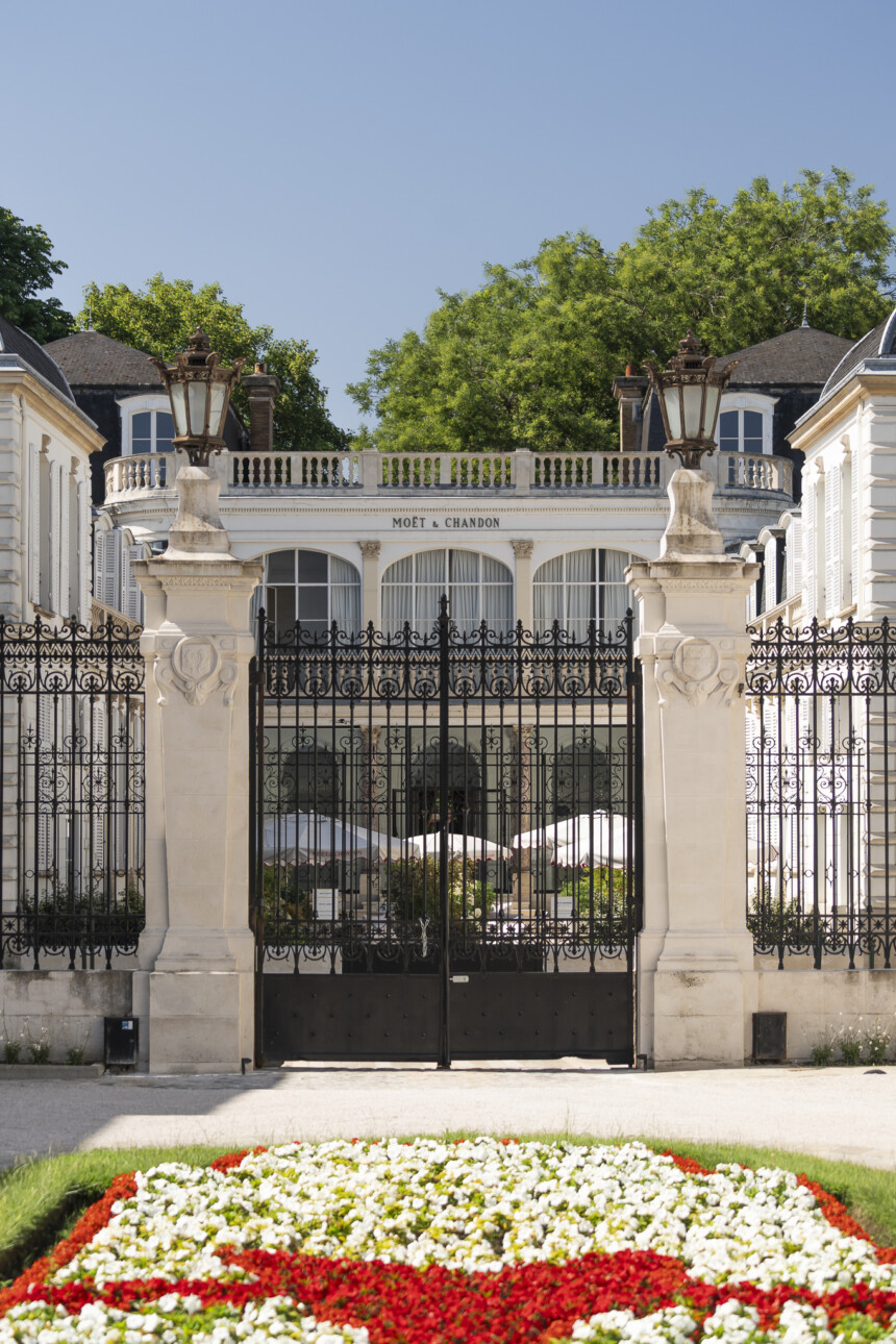 grille moet et chandon avenue de champagne