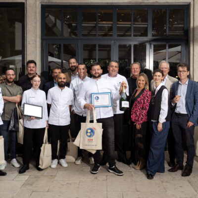 Jury et vainqueurs du concours de l'oeuf mayonnaise organisé chez Charles Heidsieck, D.R.