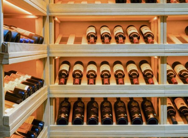 bouteilles pour illustrer la foire aux vins chez wineandco