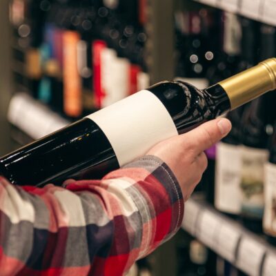 bouteille vin pour illustrer la foire aux vins chez Auchan
