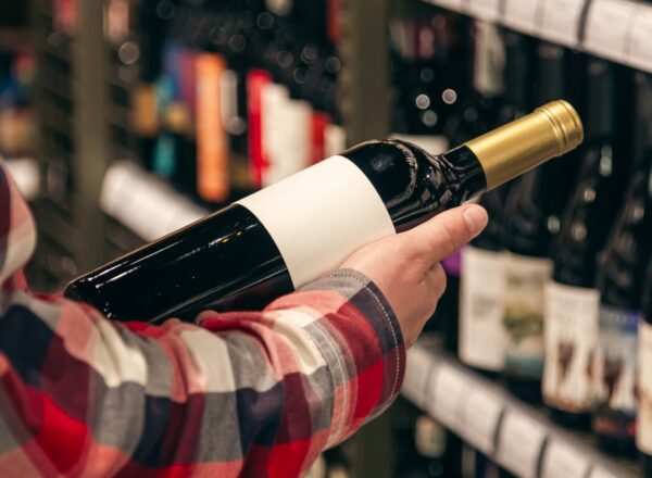 bouteille vin pour illustrer la foire aux vins chez Auchan