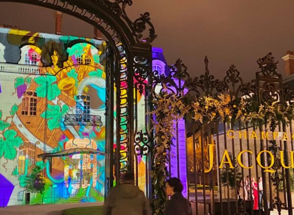 hotel de brimont champagne jacquart lumières mapping