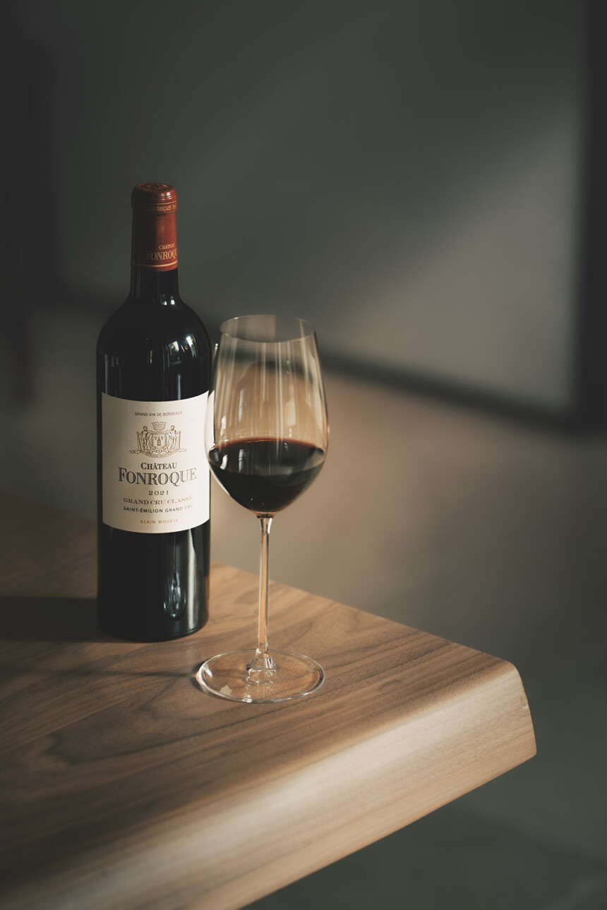 bouteille bordelaise verre de vin château fonroque