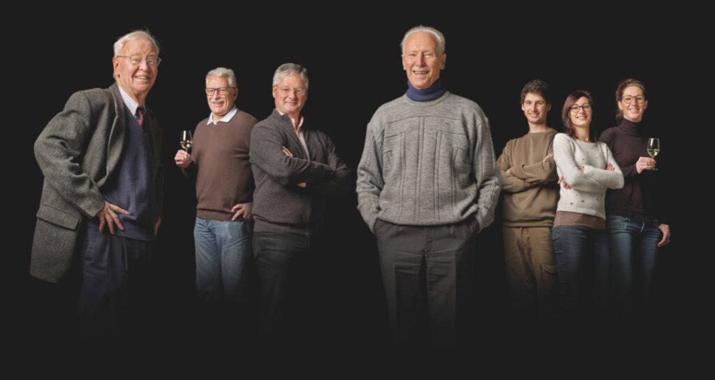 De gauche à droite : Hubert, Pierre, Jean, Bernard, Julien, Frédérique et Anne Trimbach
©Alain Benoît 