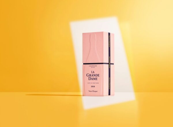 la grande dame rosé 2018 veuve clicquot champagne packaging