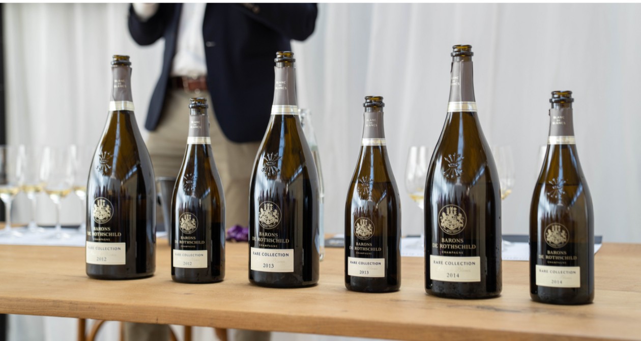Rare Collection Blanc de Blancs Champagne Barons de Rothschild ©AdrienViller pour Terre de Vins